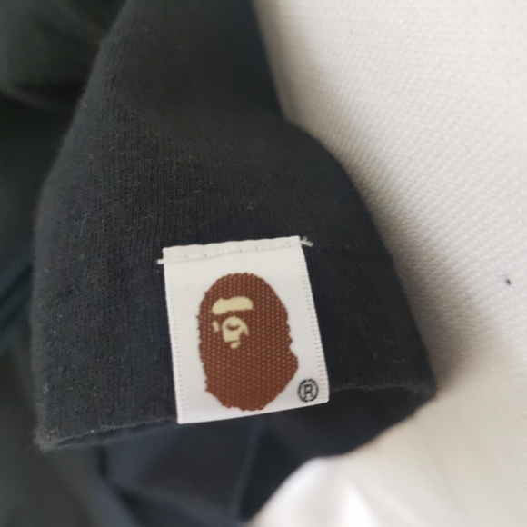 Large Bape Shark Tee - Picture 2 of 7